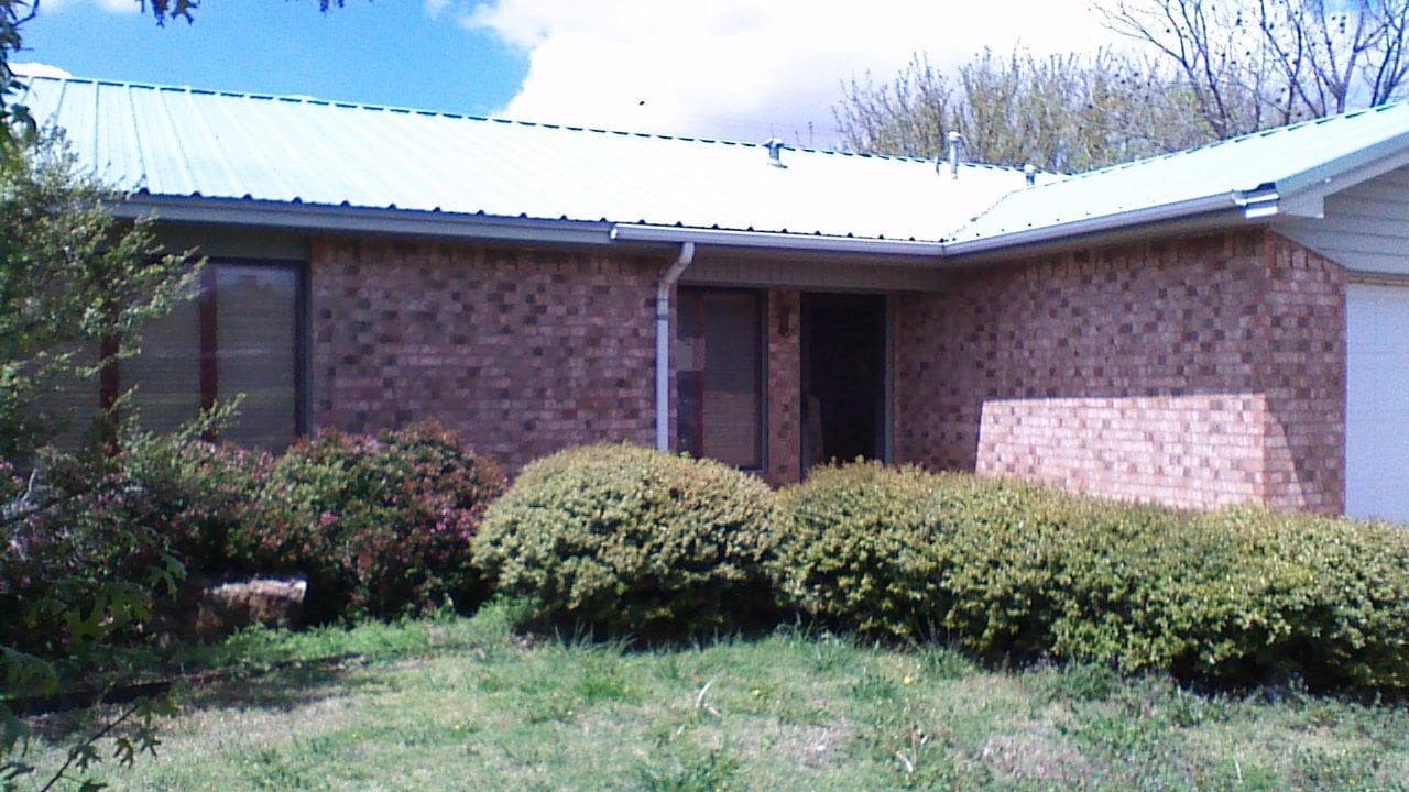 1609 Avenue I