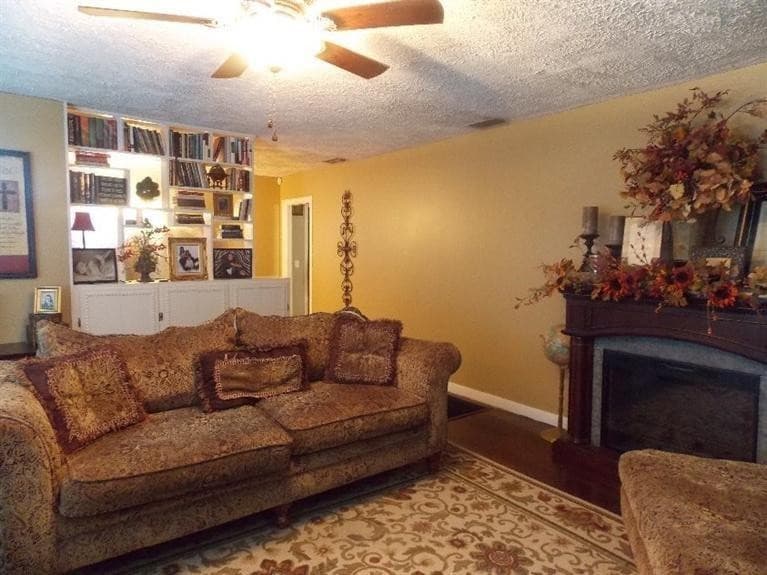 Gallery image 3