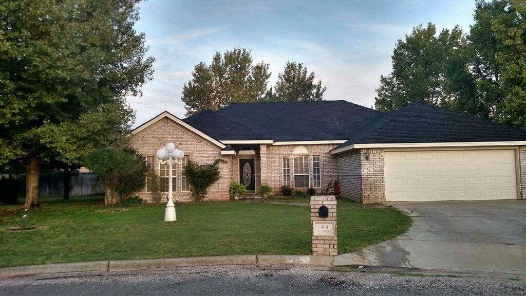 804 S Circle Dr