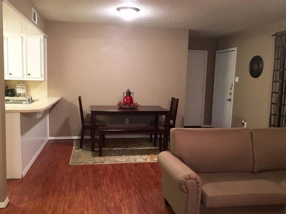 Gallery image 3