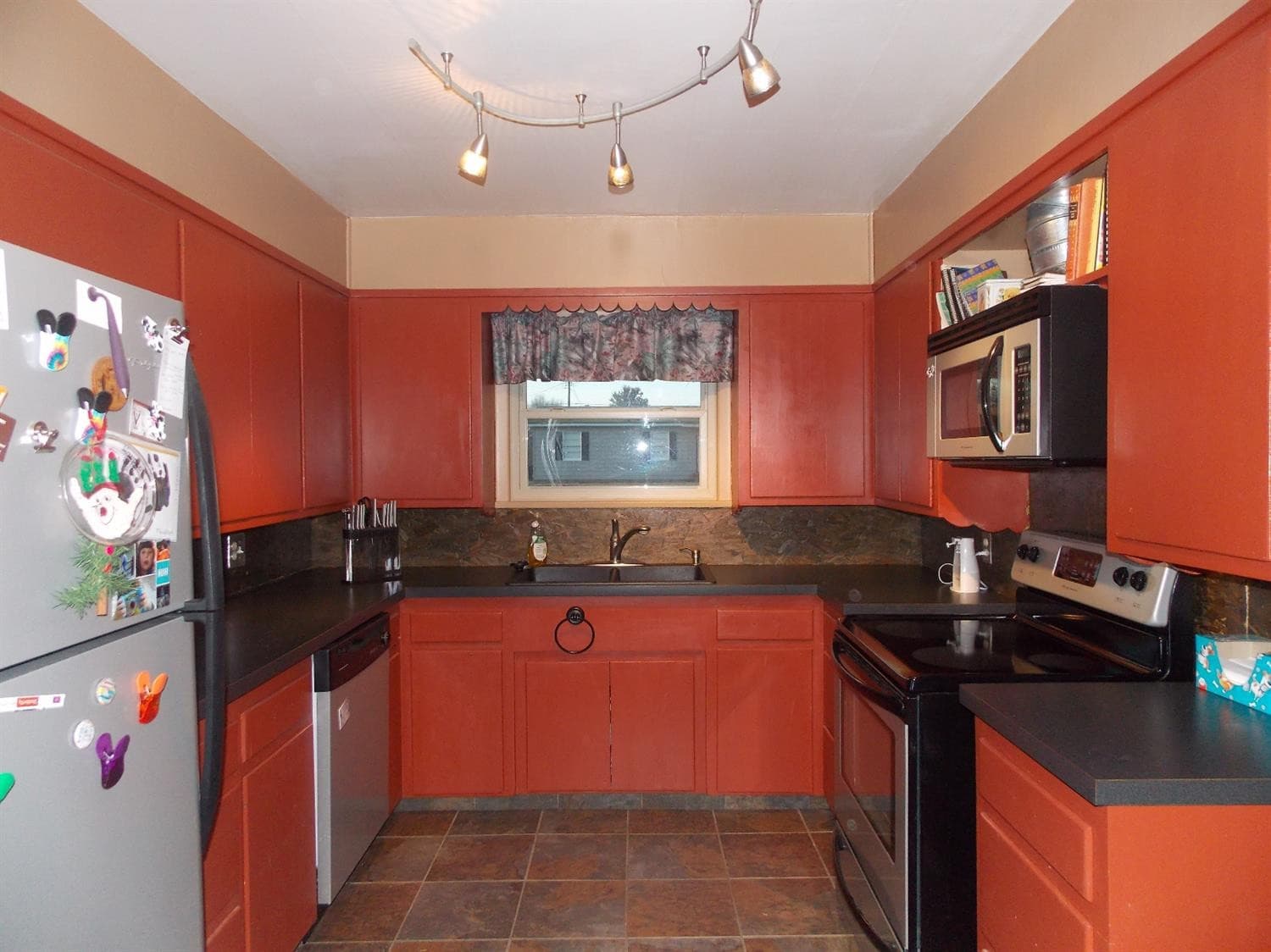 Gallery image 5
