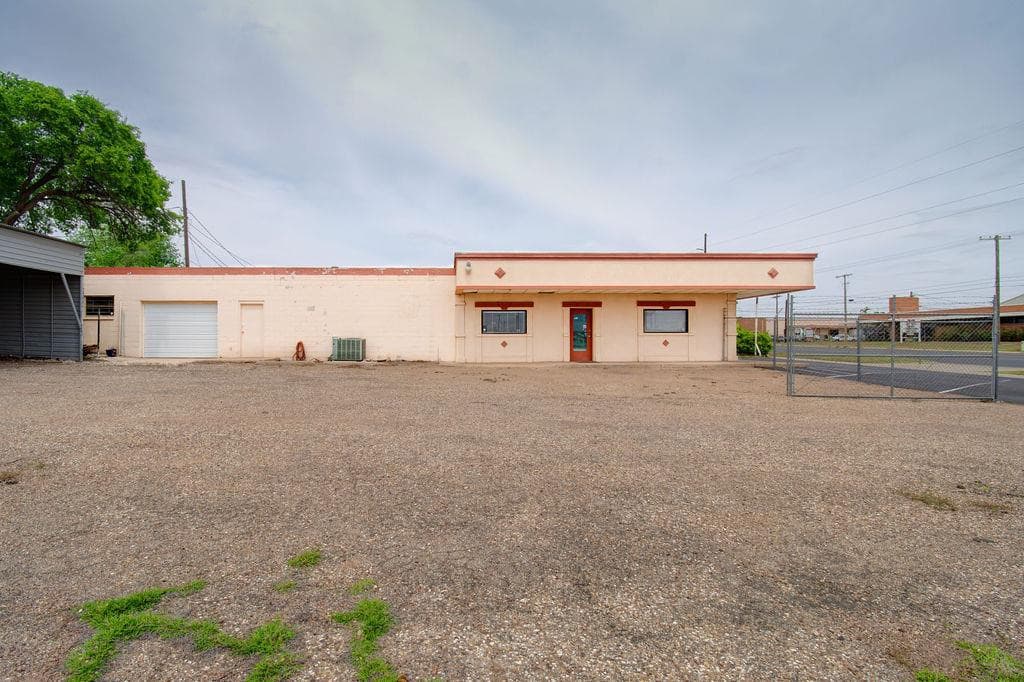 Main property image