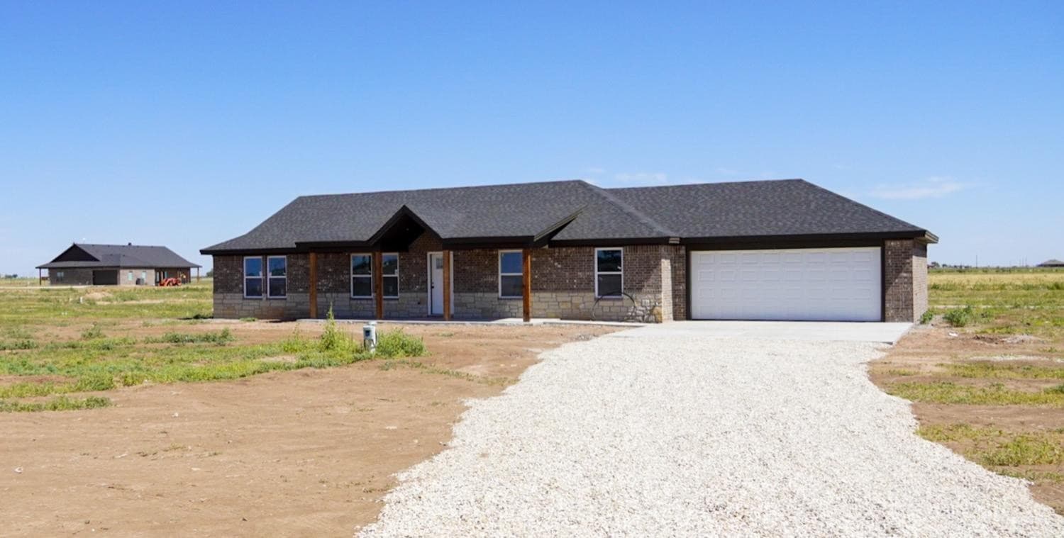 7407 E County Road 6000