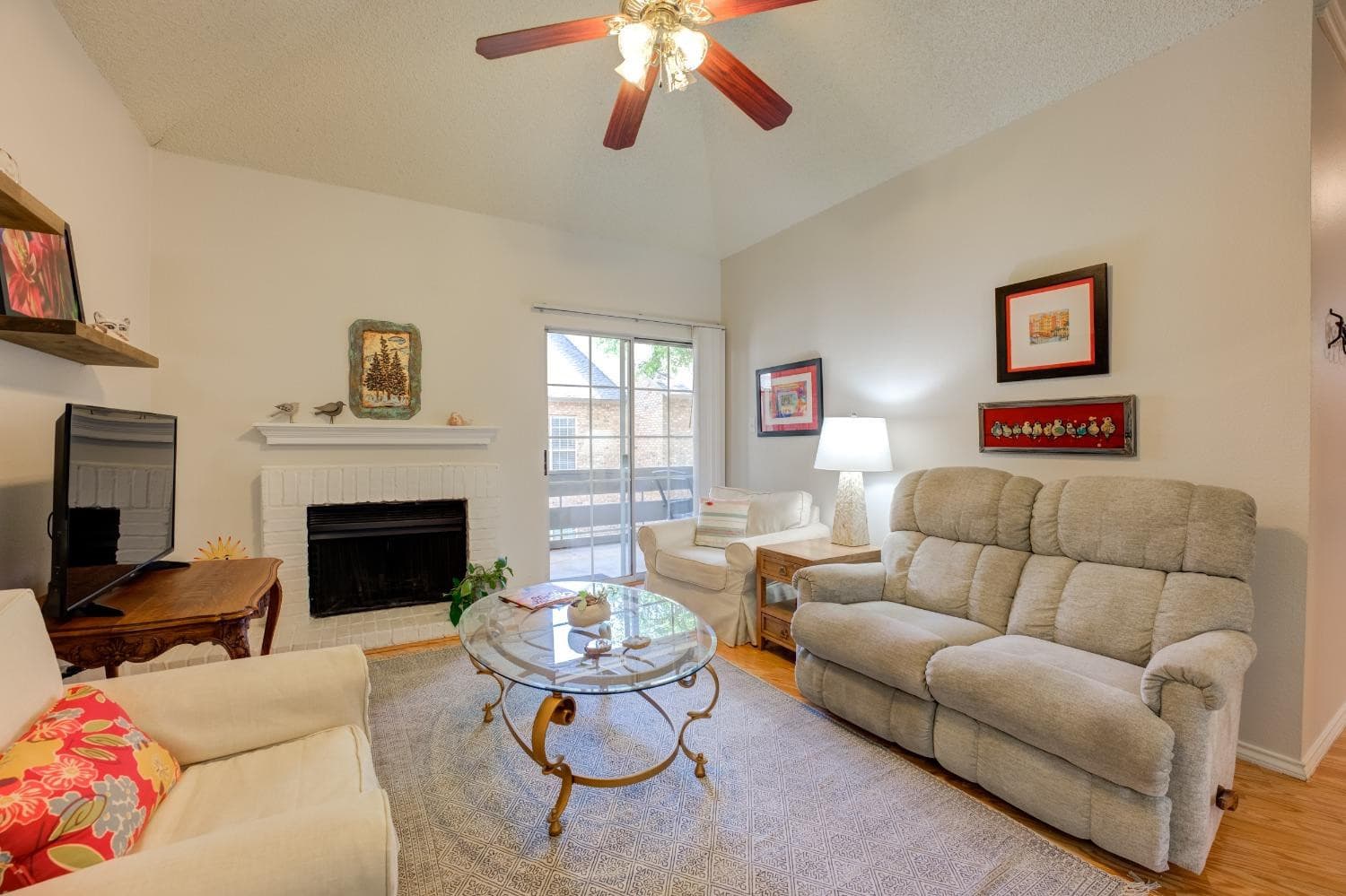 5102 80th St Apt 220