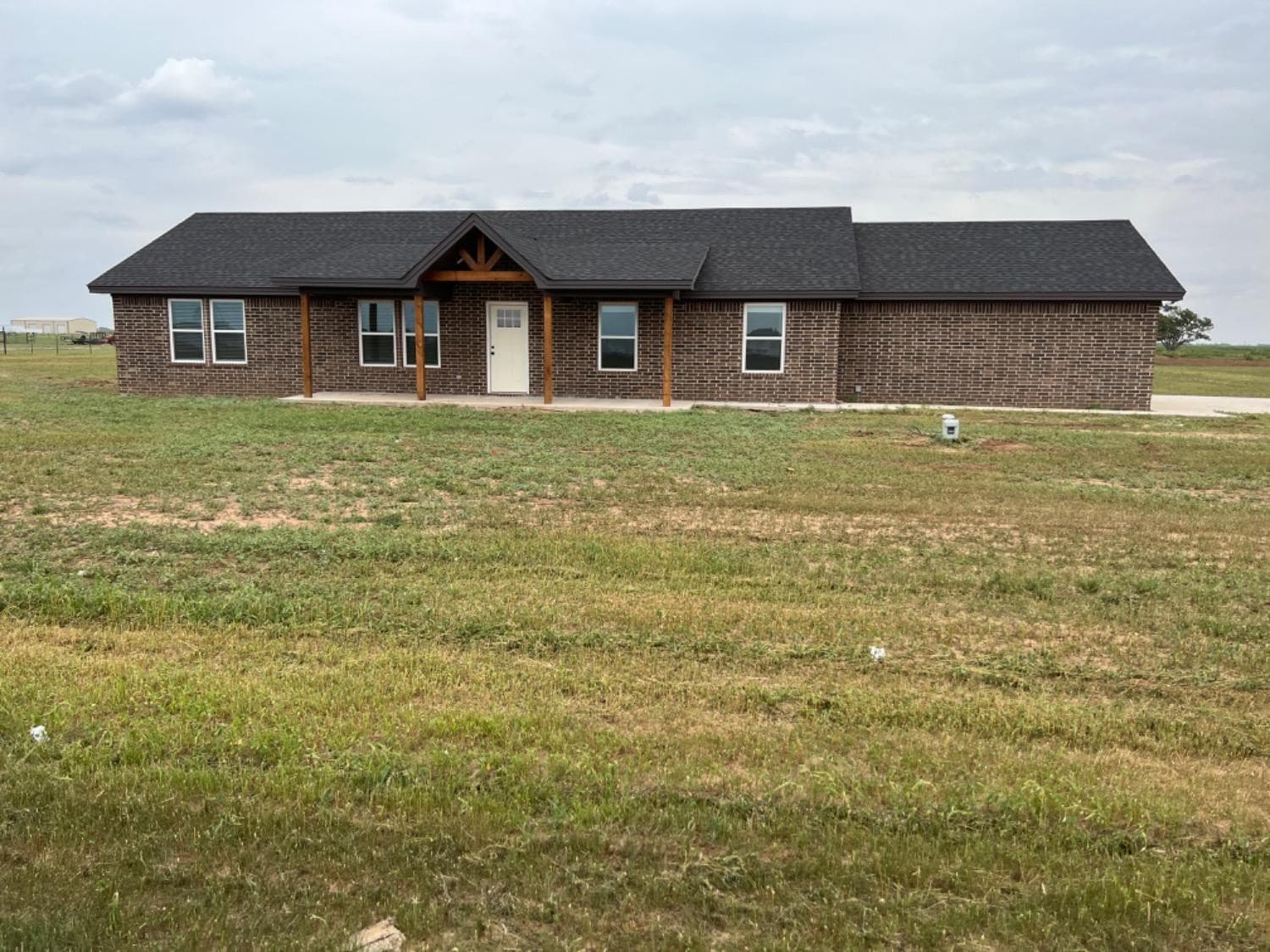 8706 N Fm 1729