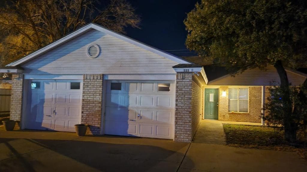 111 Magnolia St