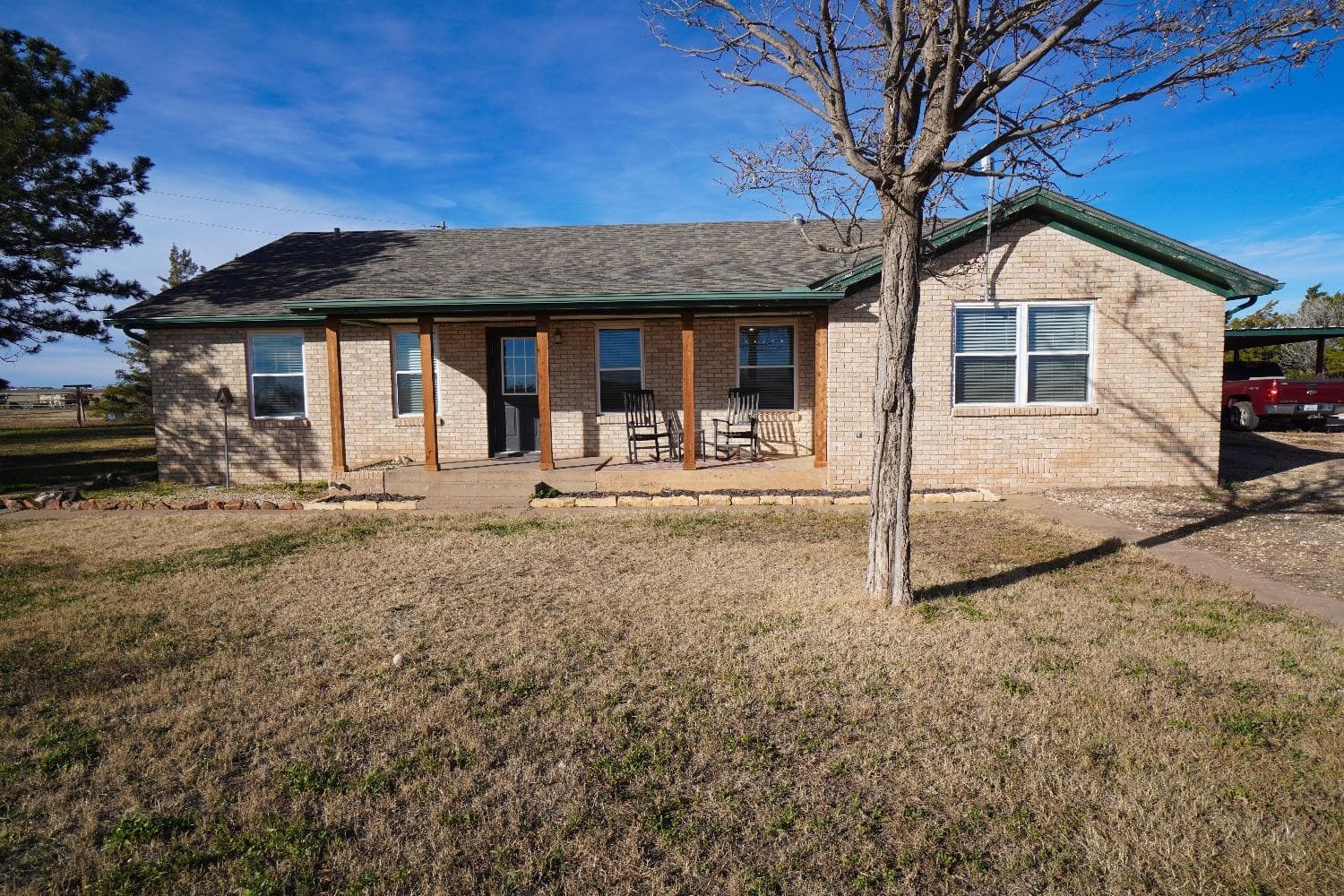 720 County Road L