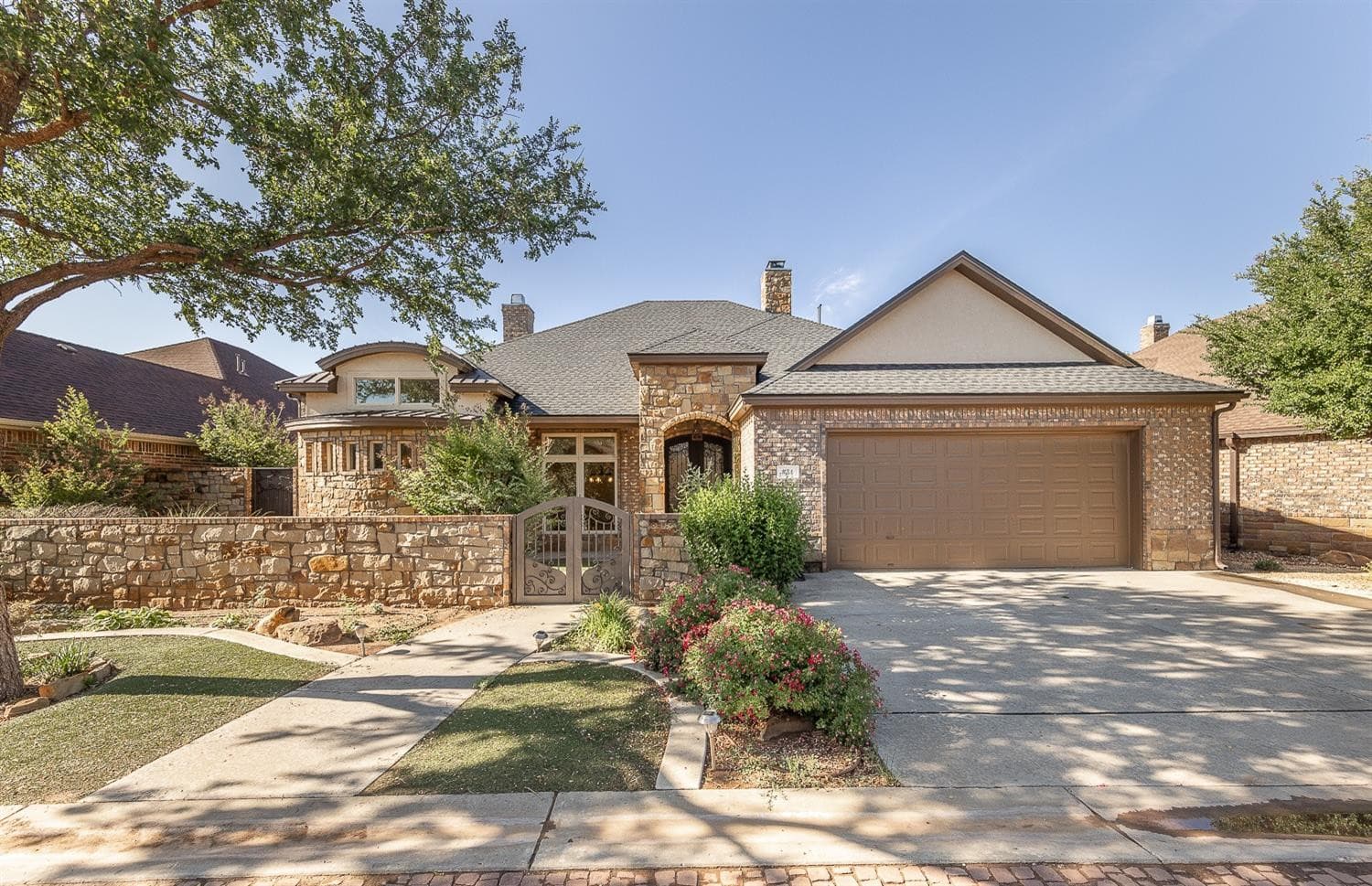 34 Tuscan Villa Cir
