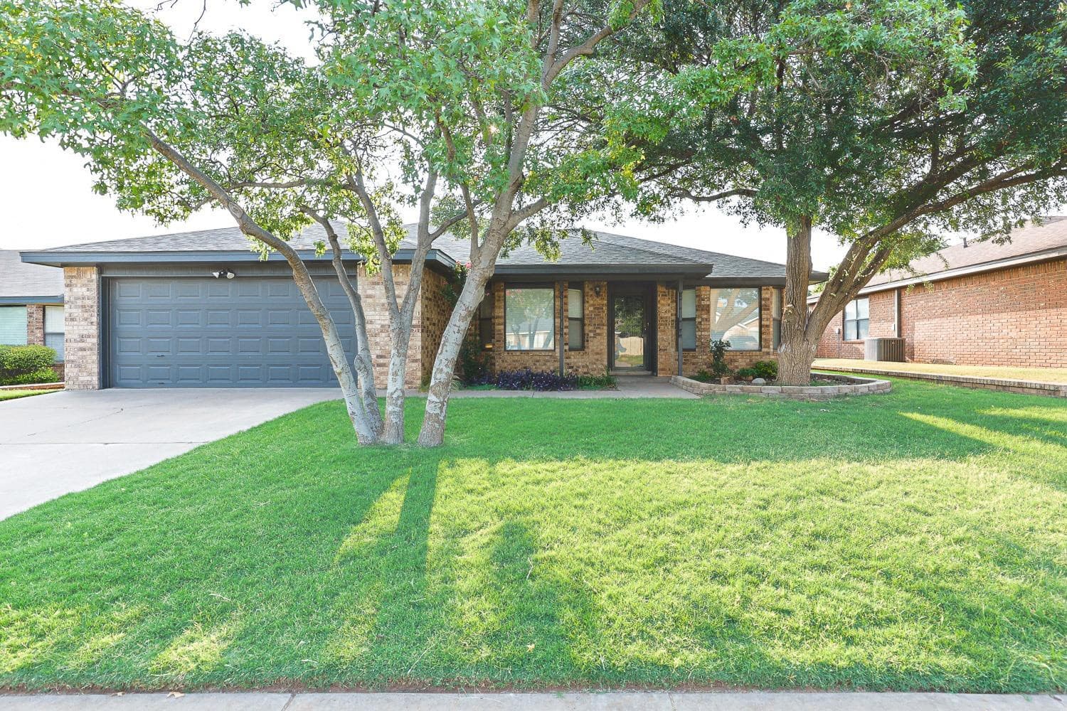 6815 Huron Ave