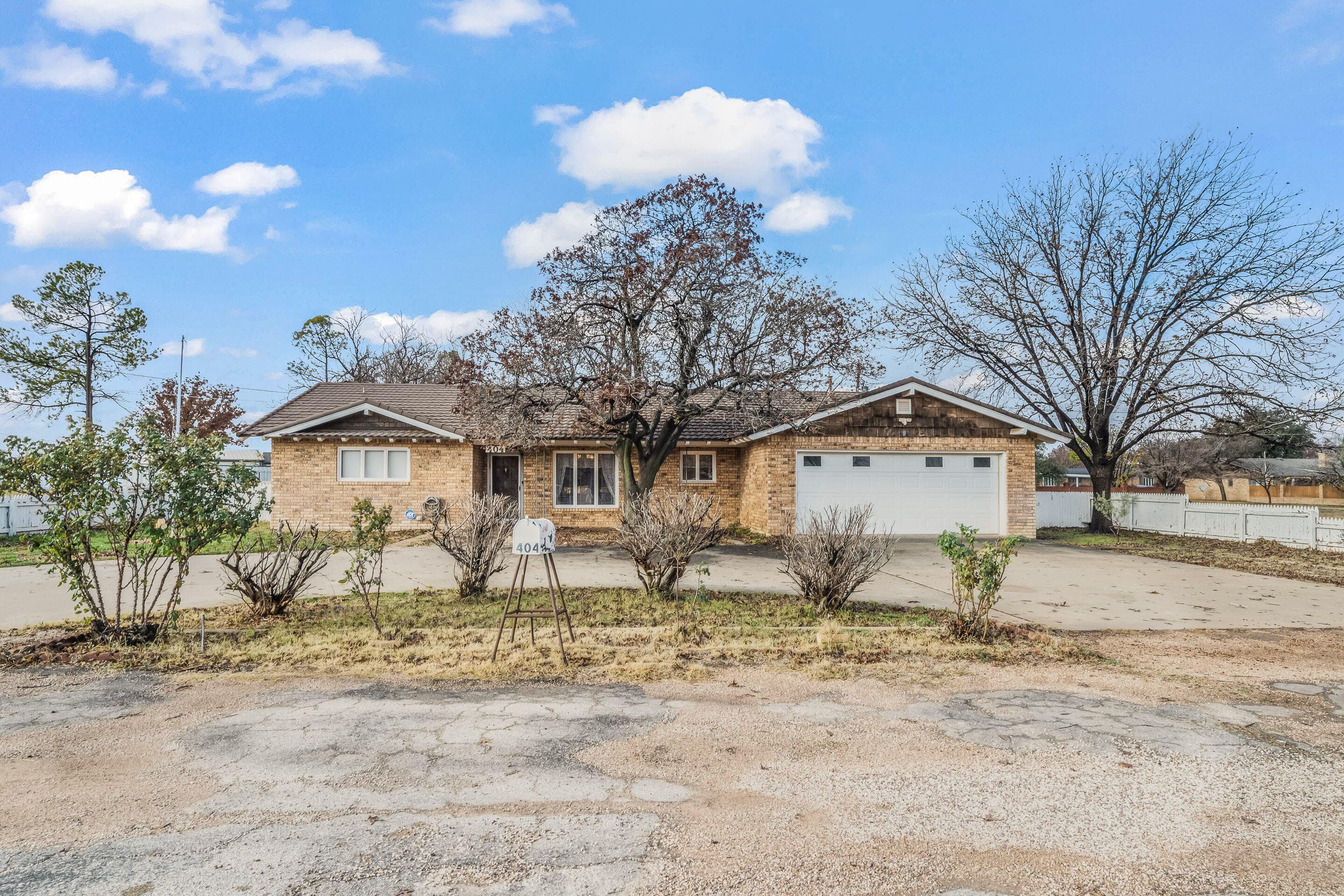 404 N Avenue V