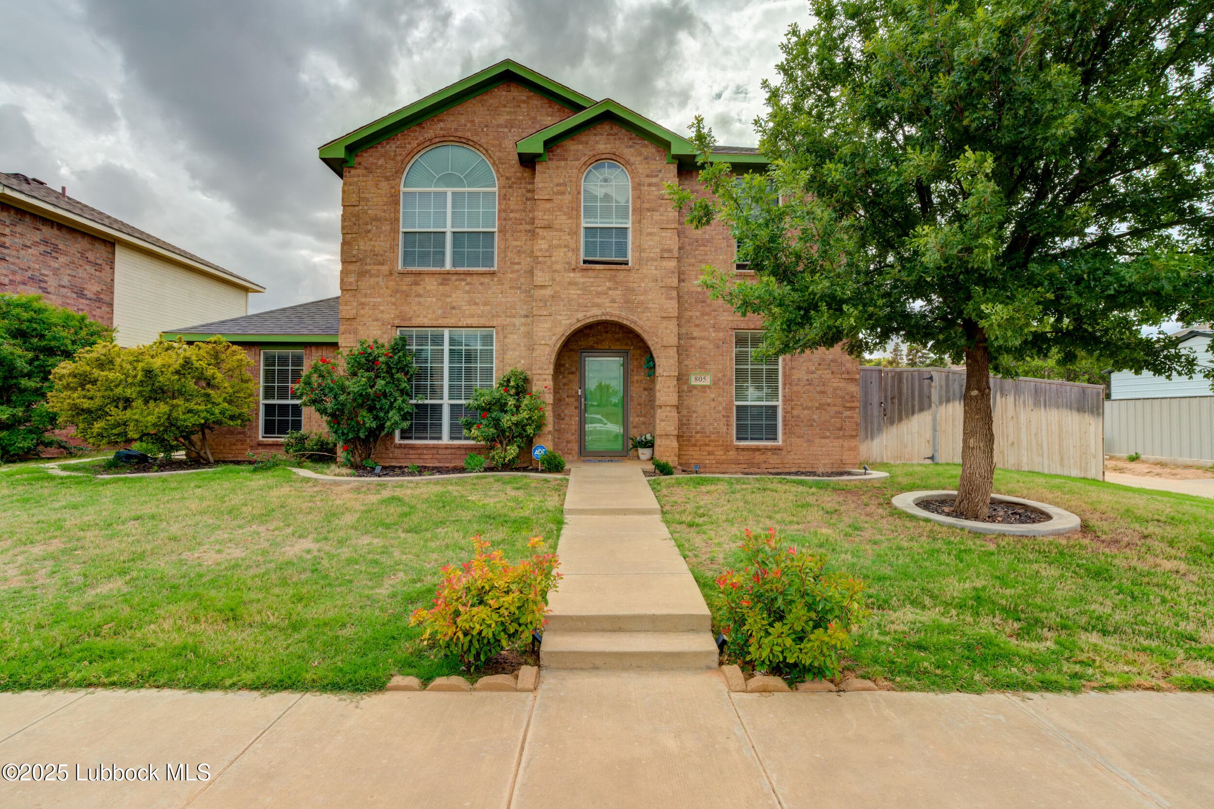805 N Winston Ave