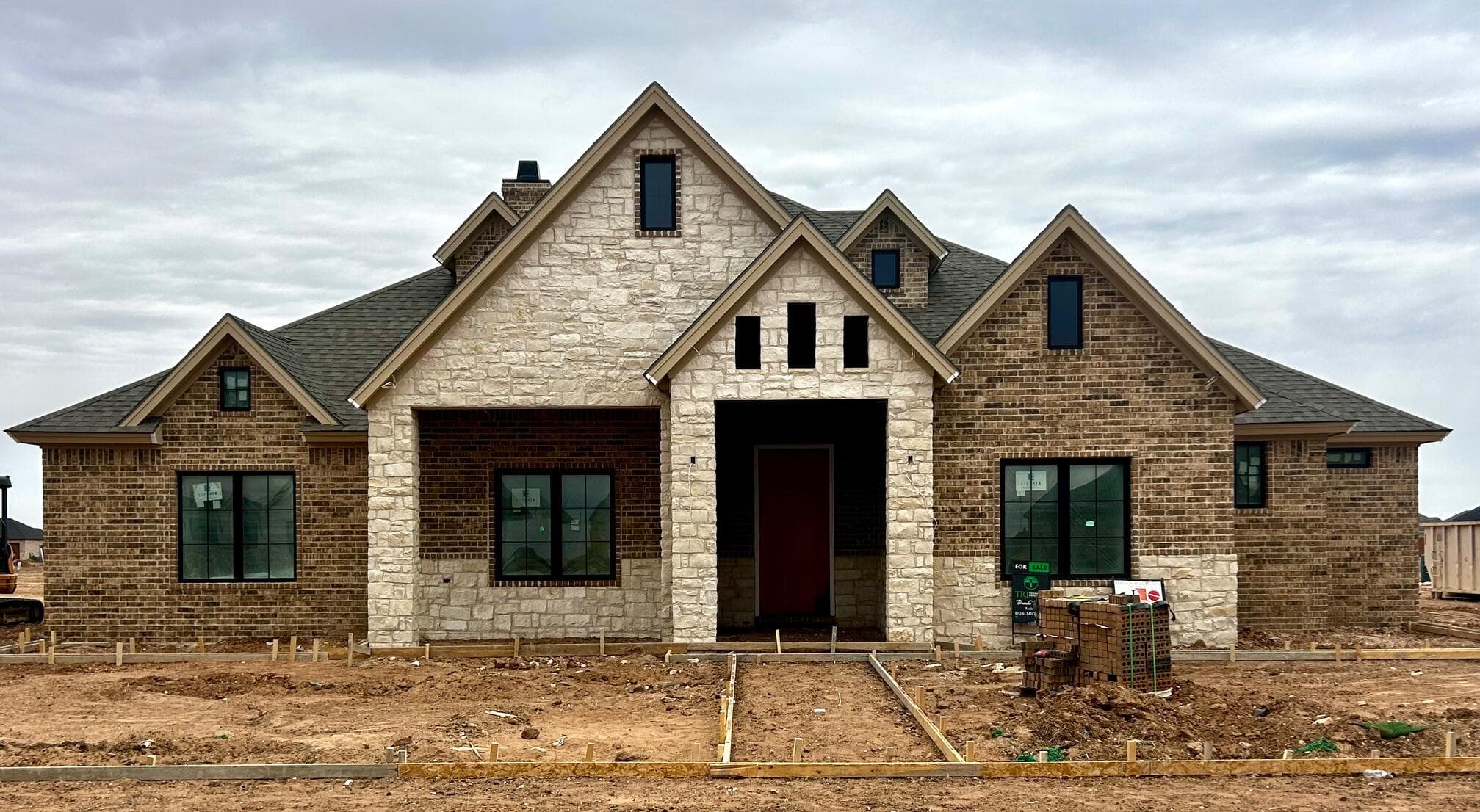 Main property image