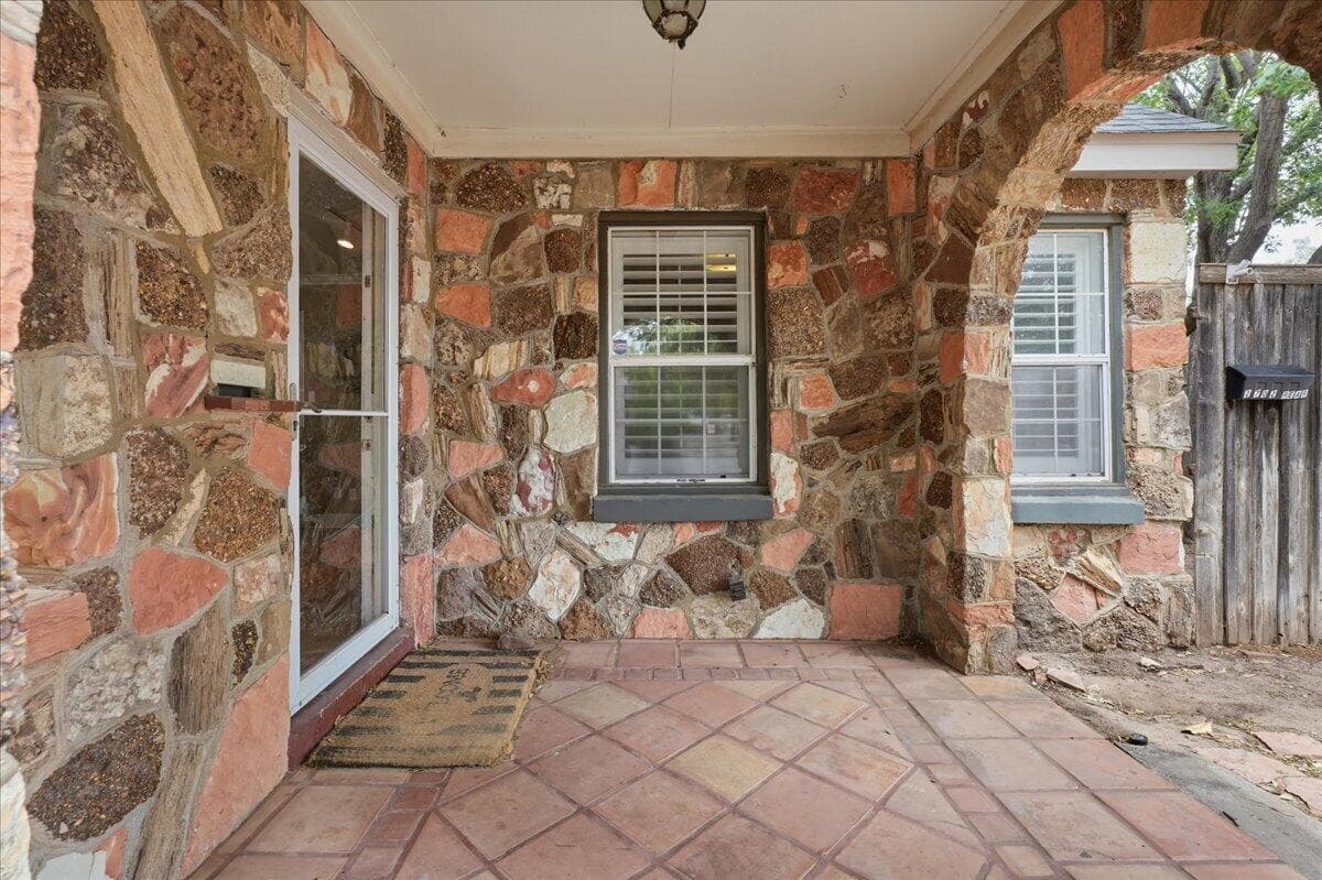 Gallery image 2