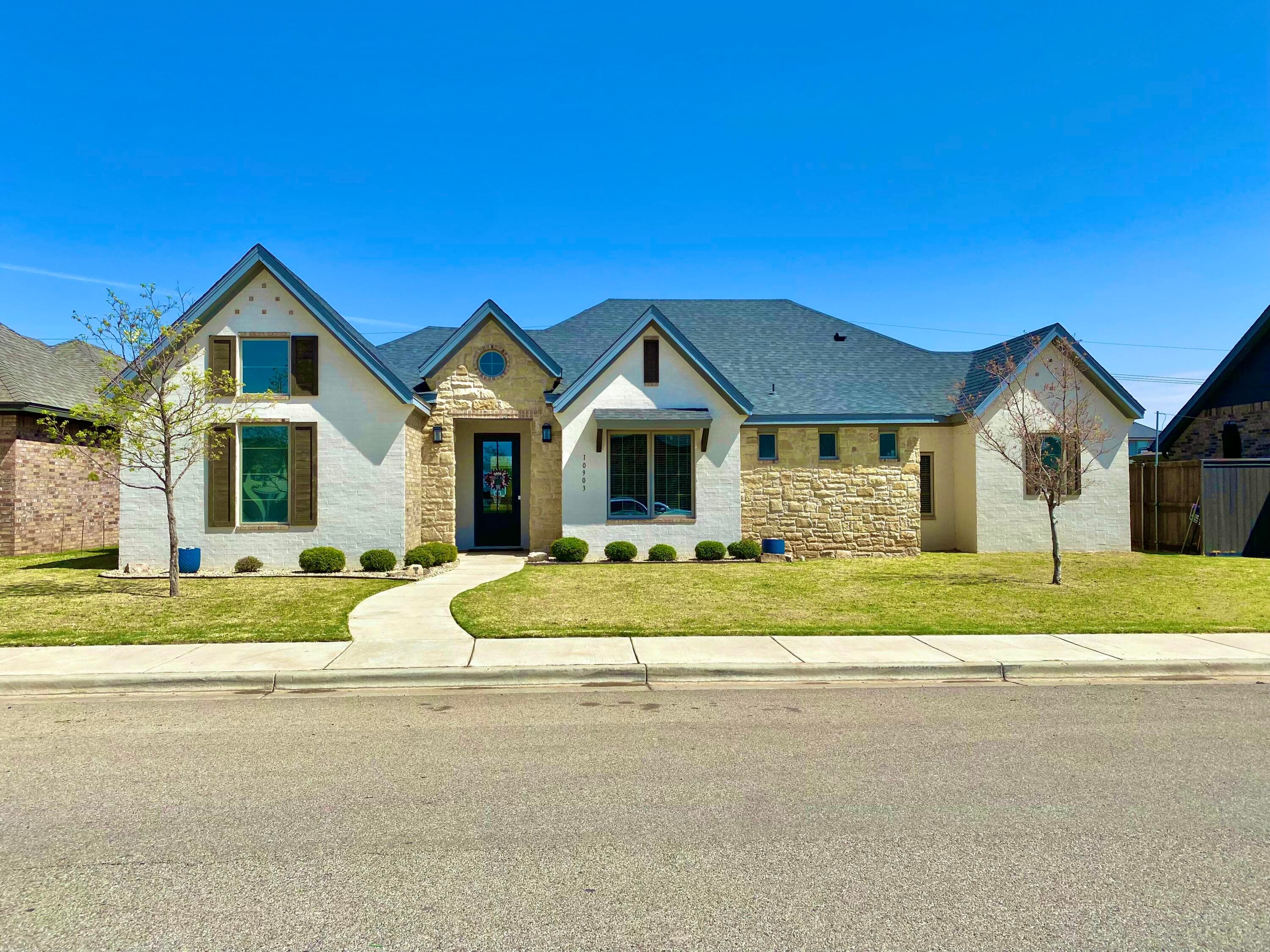 10903 Vicksburg Ave