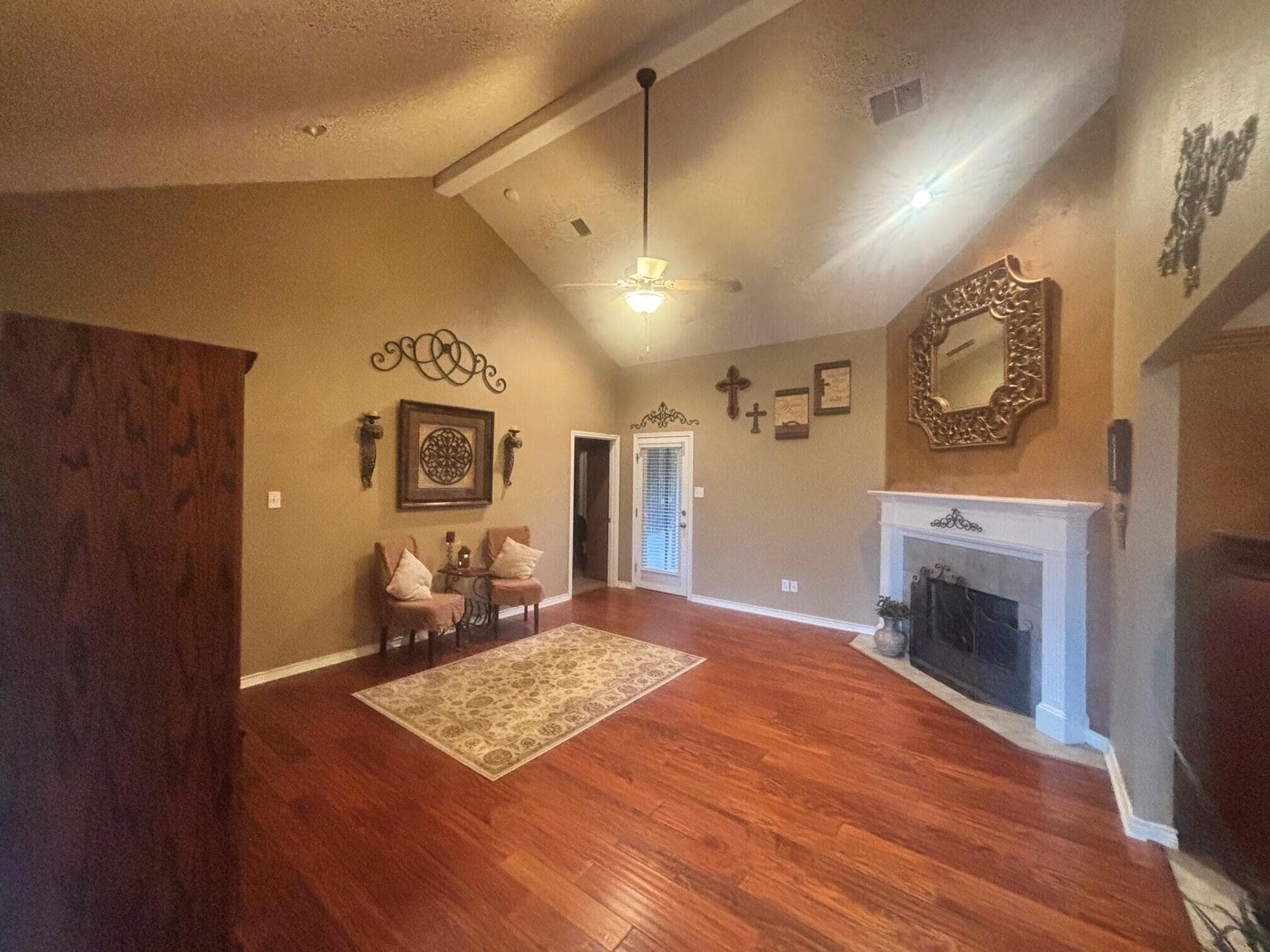 Gallery image 3