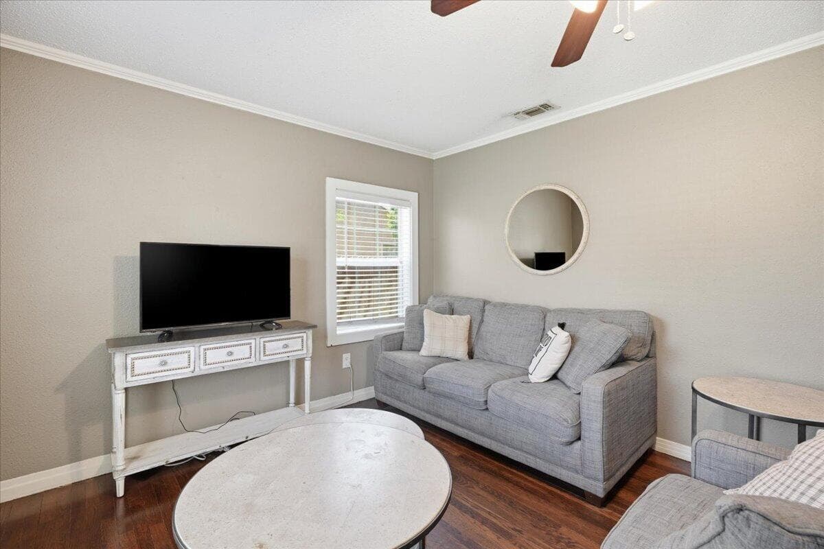 Gallery image 4
