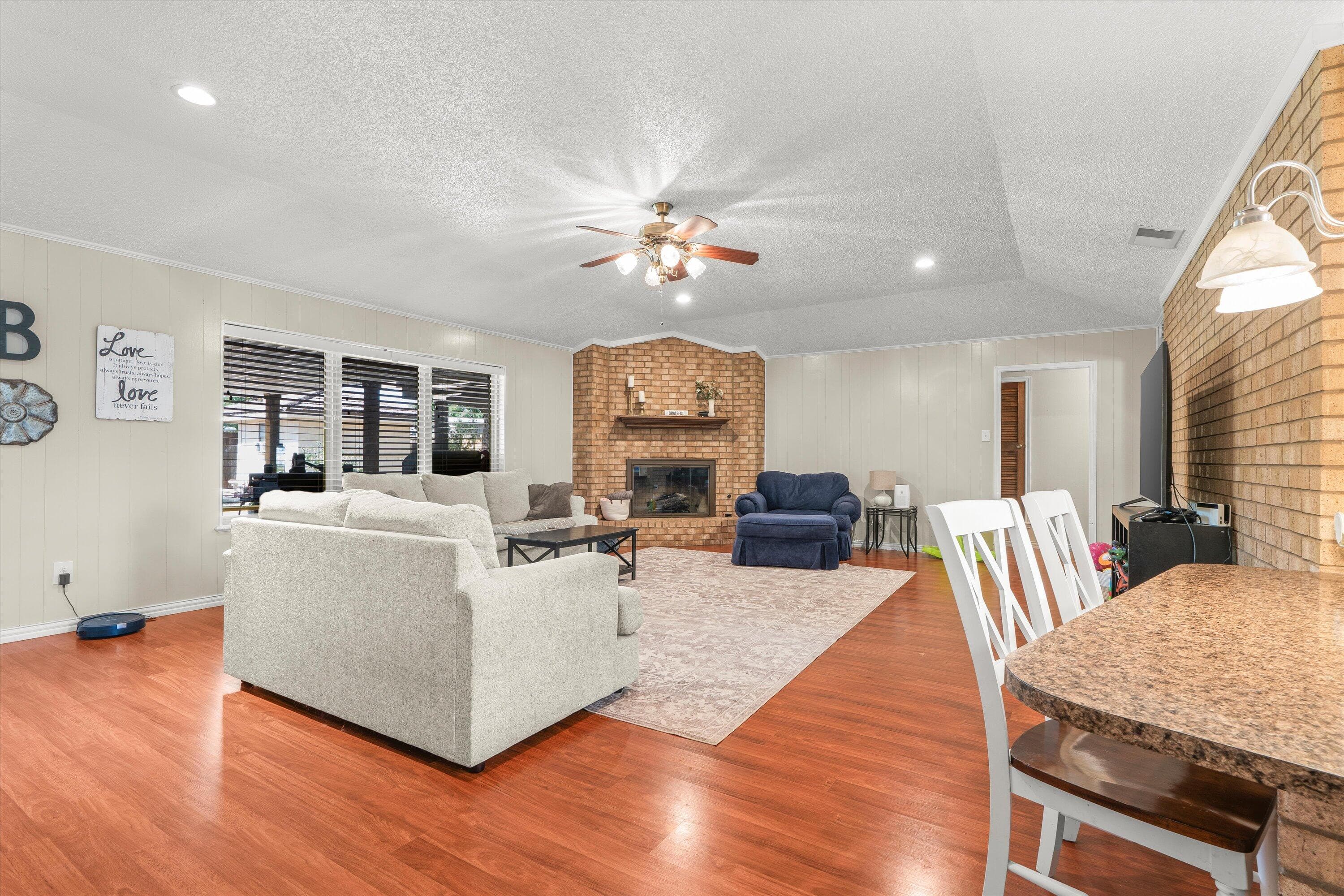 Gallery image 2