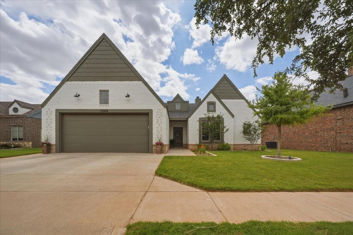 12204 Kenosha Ave