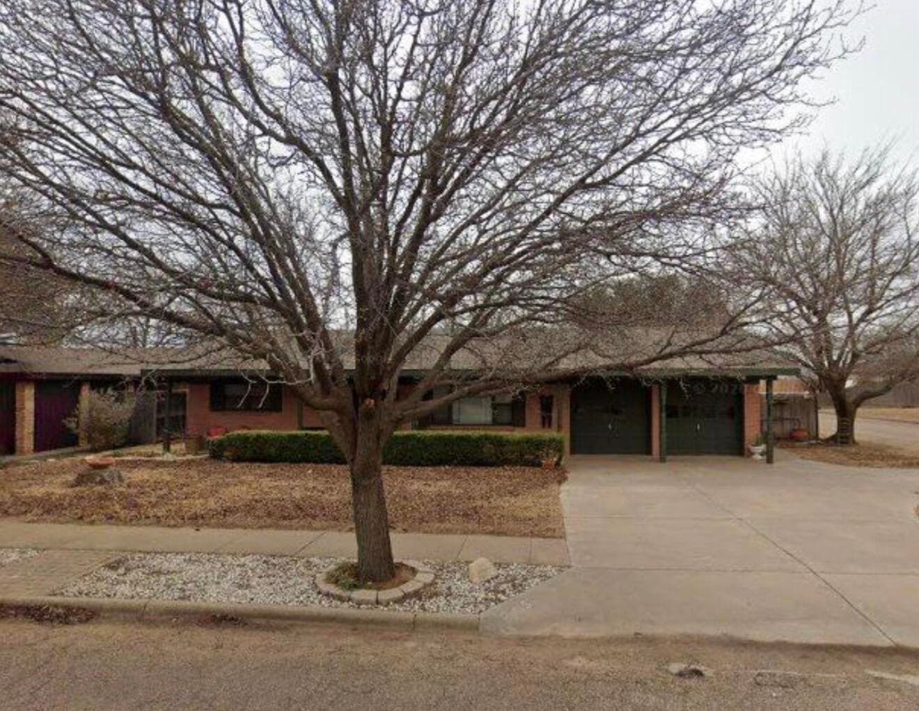 Main property image
