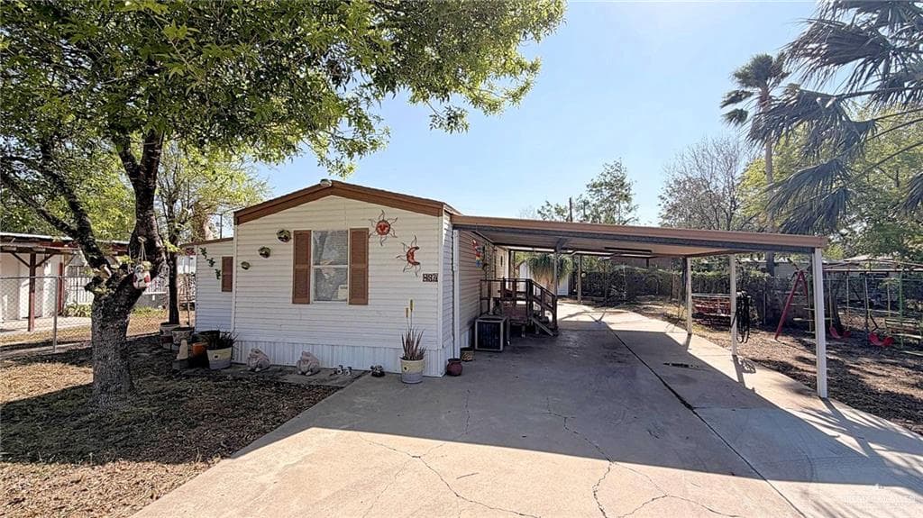 Main property image