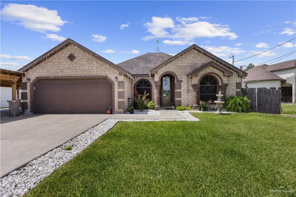 15501 E Davis Rd