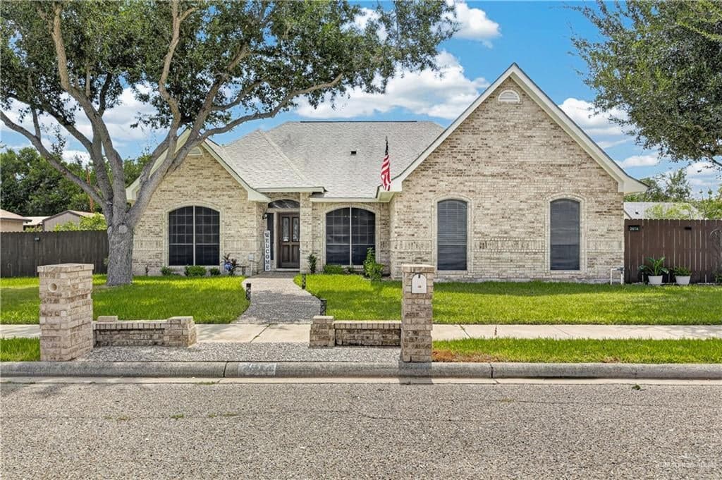 2614 Dove Ave
