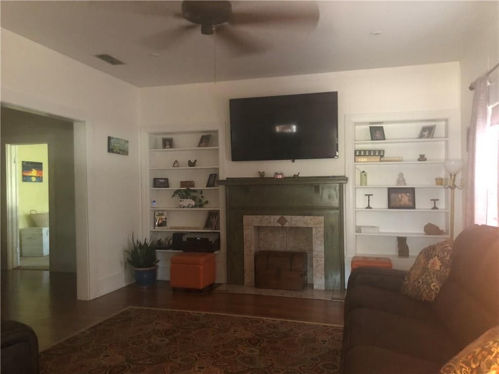 Gallery image 2