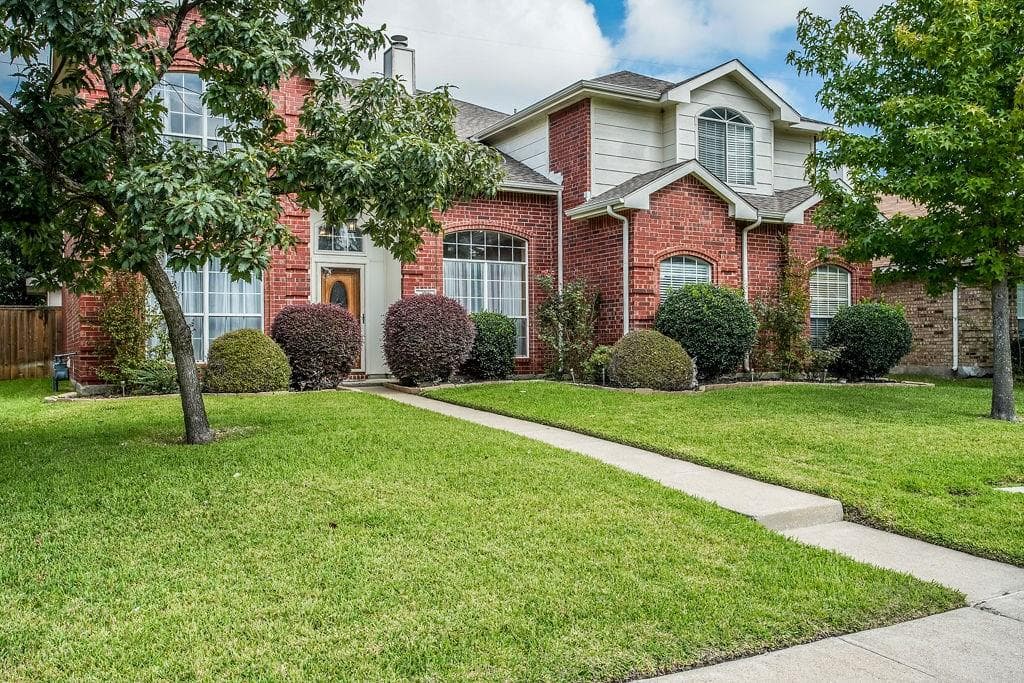 1965 Pin Oak Ln
