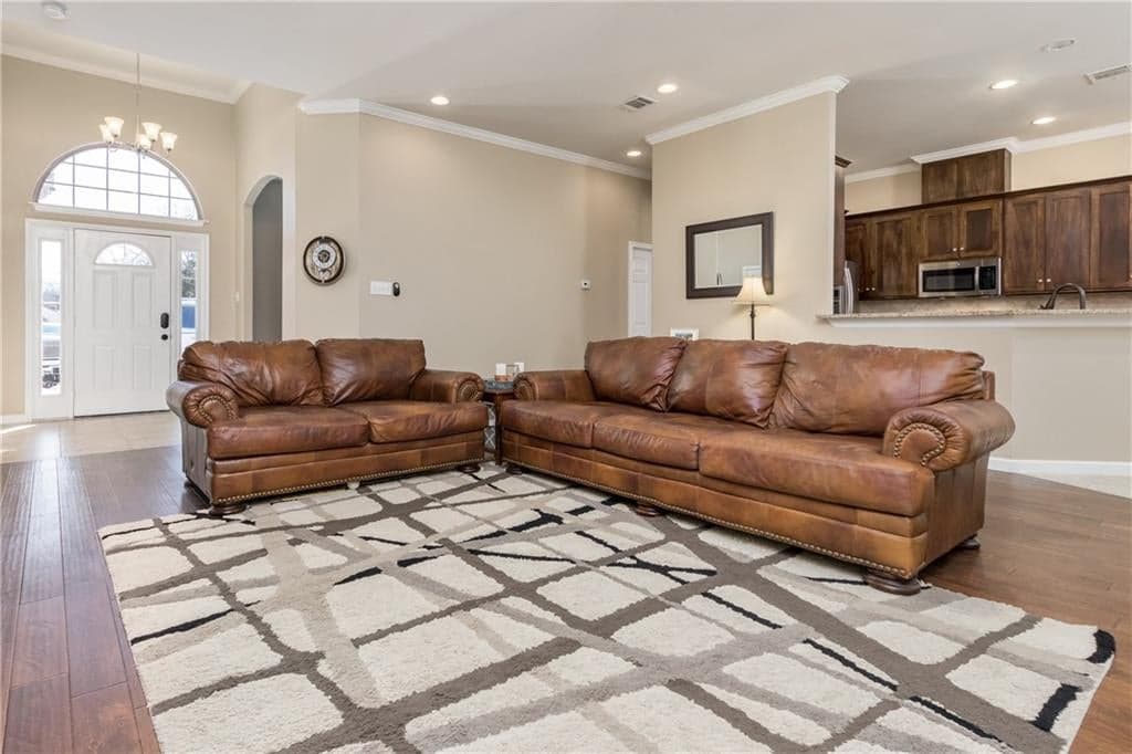 415 Peninsula Dr