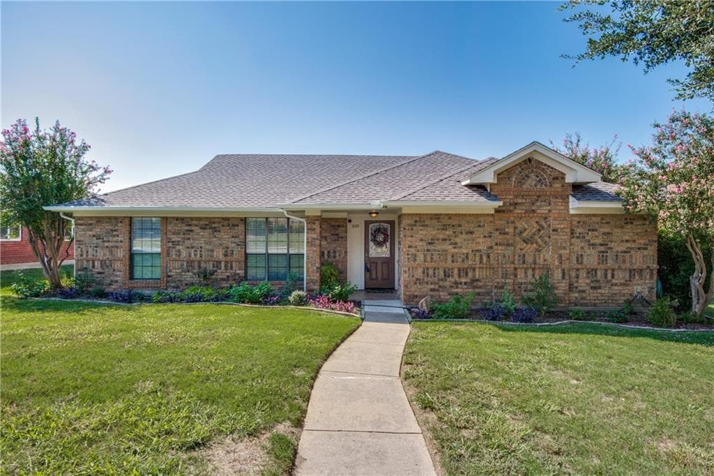1604 Piedmont Pl
