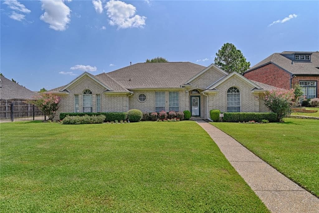2604 Woodbridge Trl