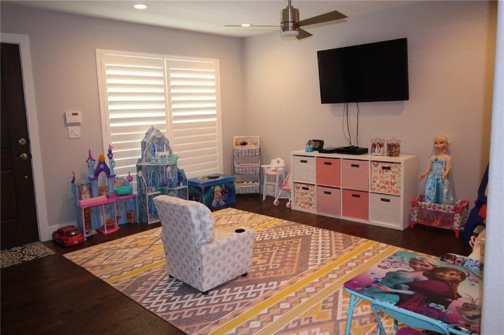Gallery image 3