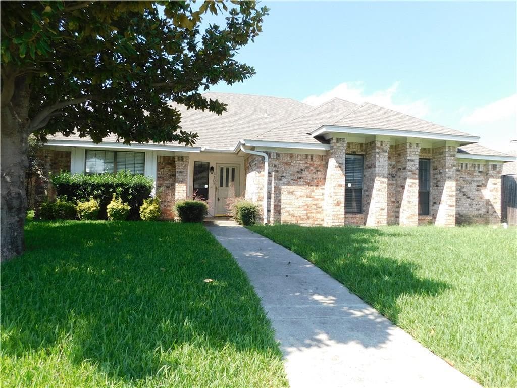 4107 Furneaux Ln