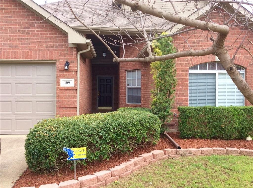 109 Turnberry Ln
