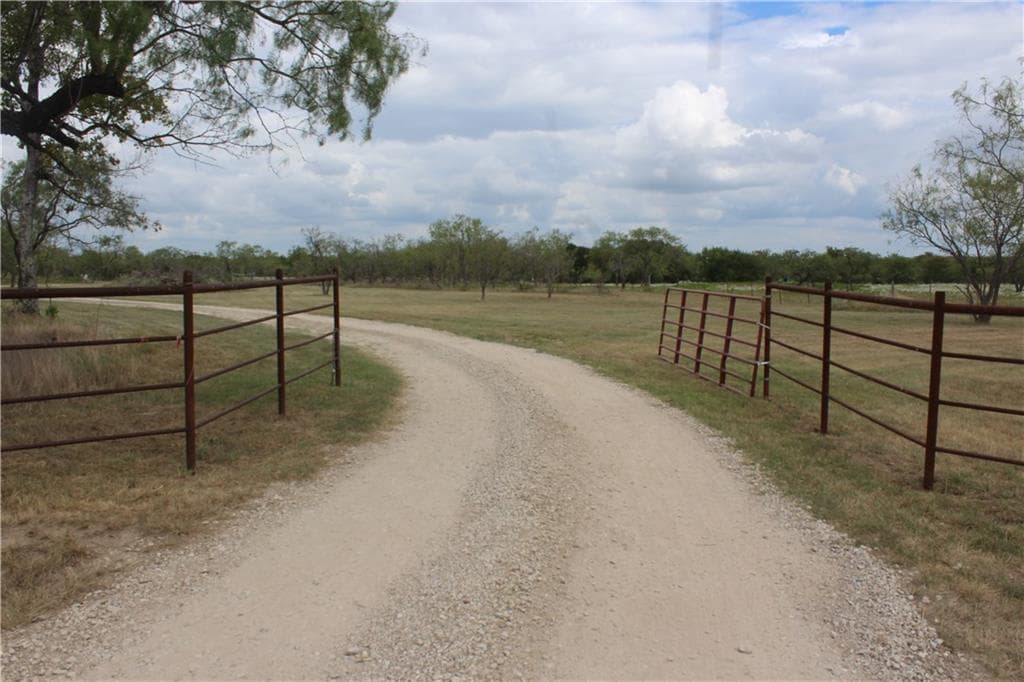 14261 County Road 4015