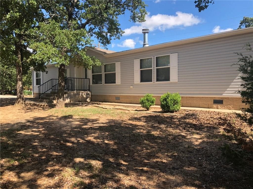 200 County Road 211