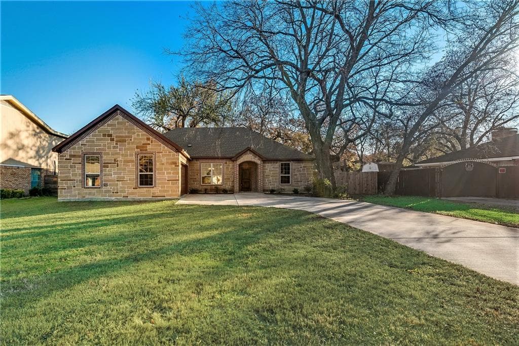 Main property image