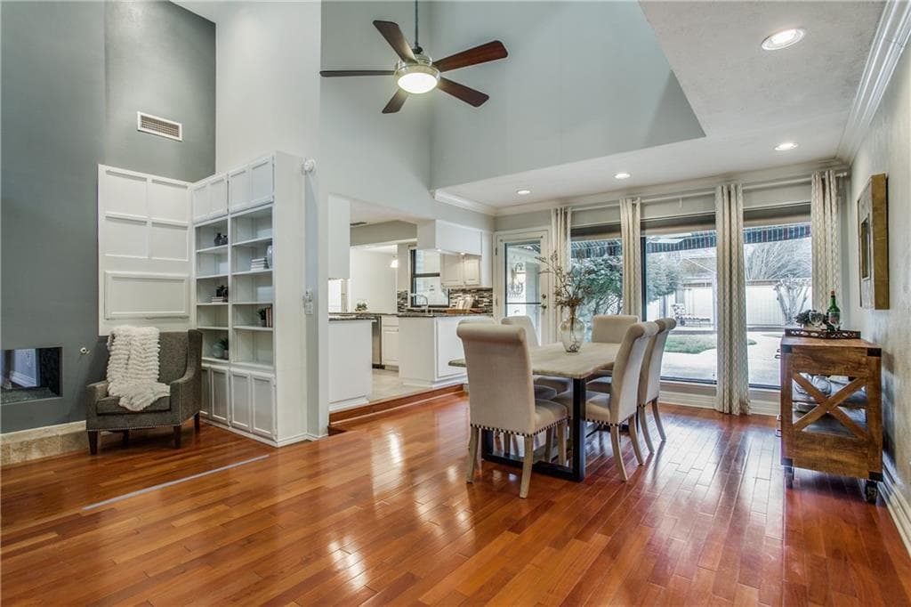 2 Vicksburg Ln