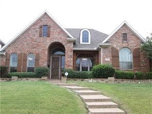 2286 Sir Amant Dr