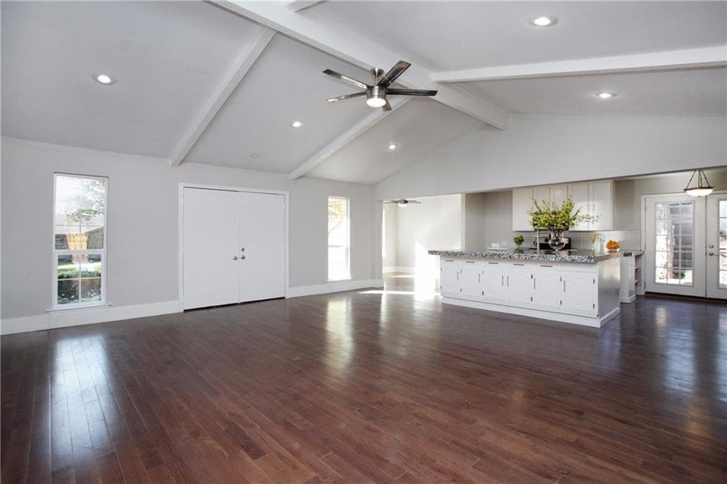 2601 Sierra Ln