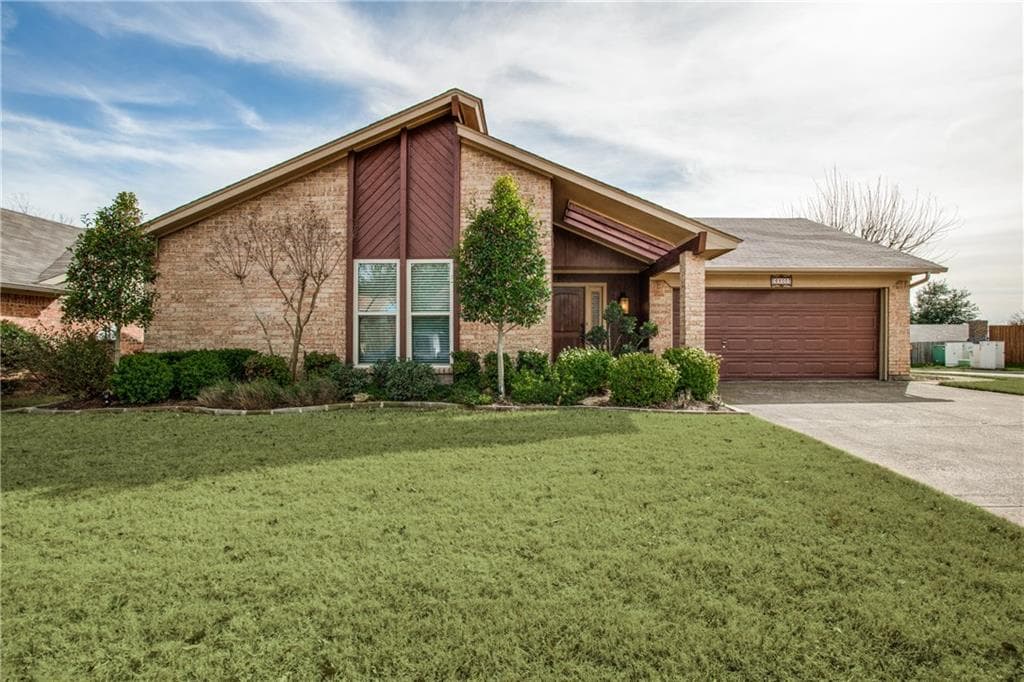 6500 Ridglea Dr