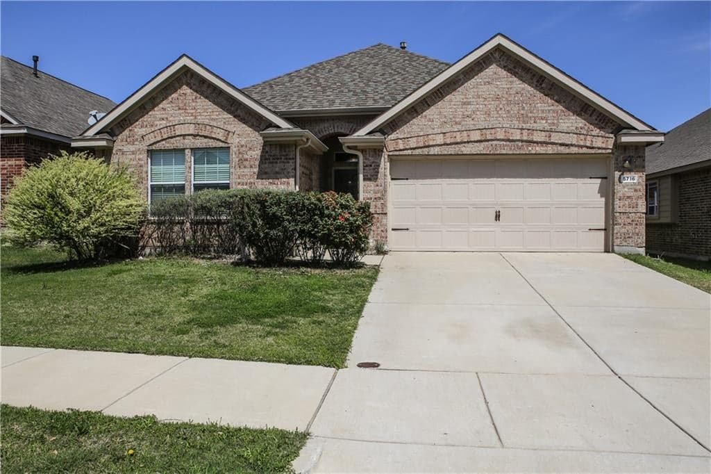 5716 Balmorhea Dr
