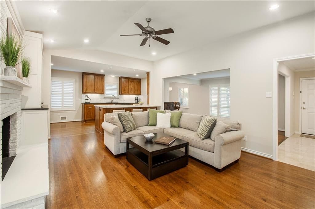 Gallery image 3