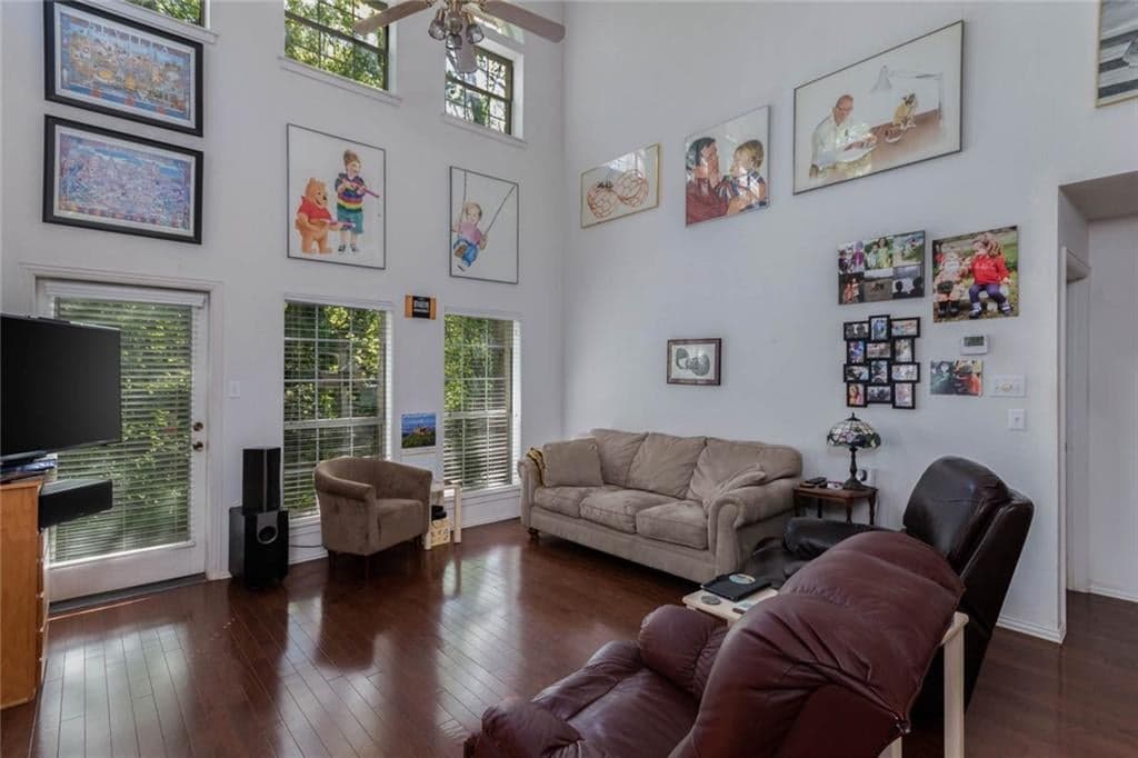 Gallery image 3