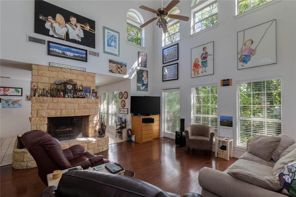 Gallery image 4