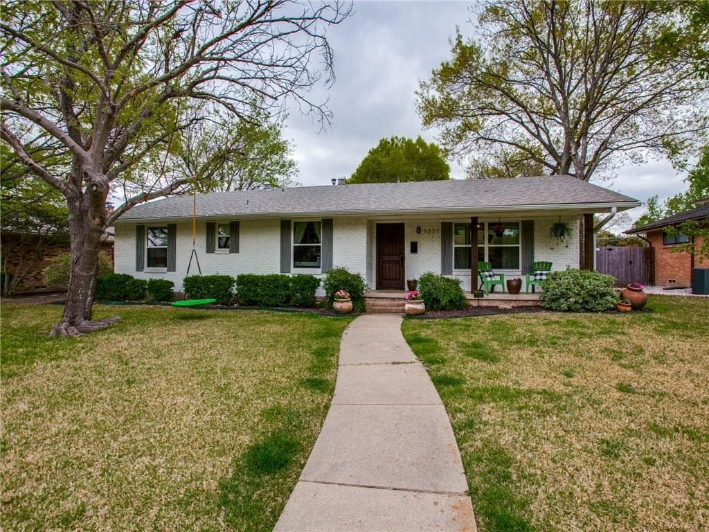 1237 Navaho Trl