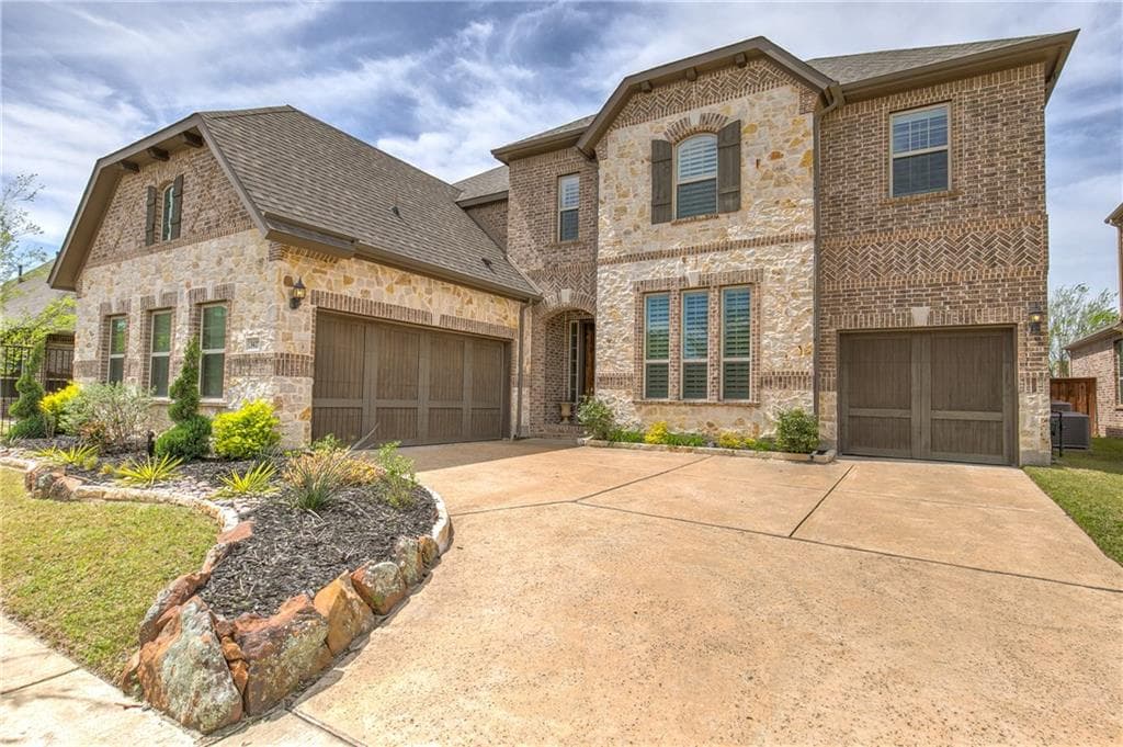 3427 Challis Trl