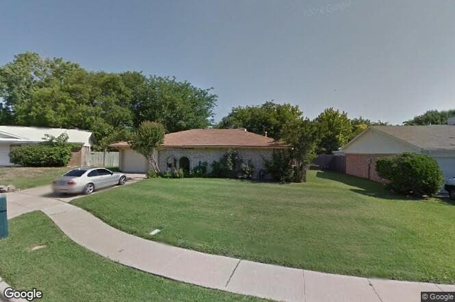 1905 Avalon Ln