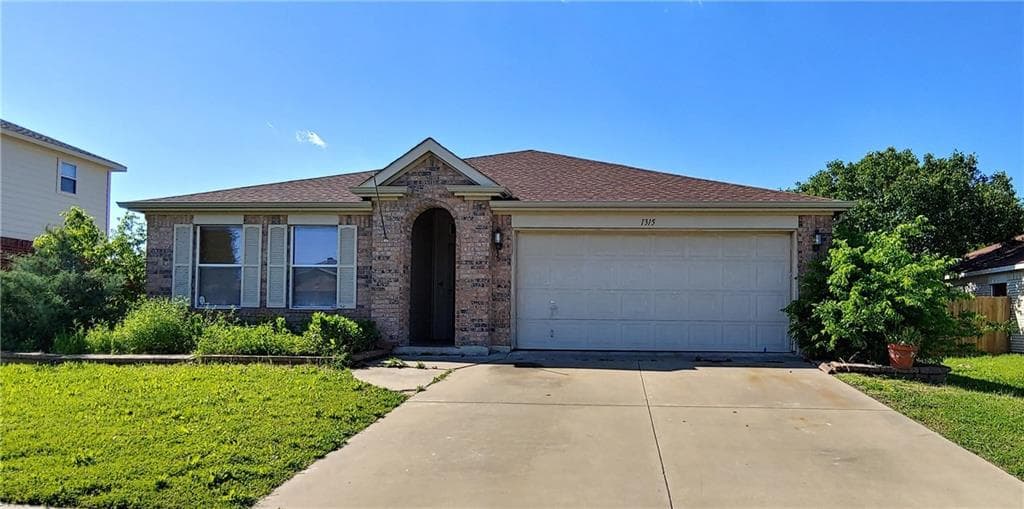 1315 Cloyne Dr