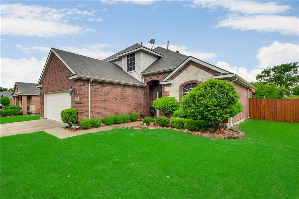 3609 Wolf Creek Ln